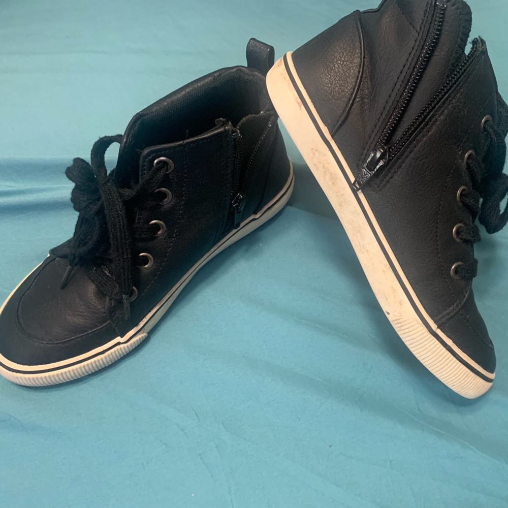 Black High-Top Sneakers with Side Zipper